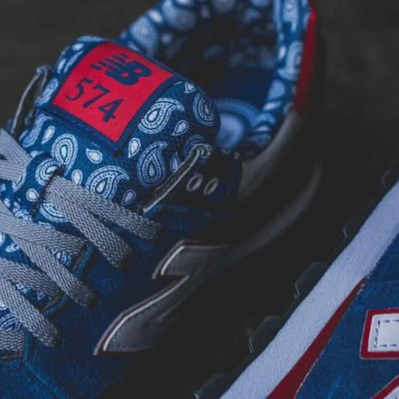 9.5 Paisley 574 blue suede. Lightly used. - Picture 1 of 10